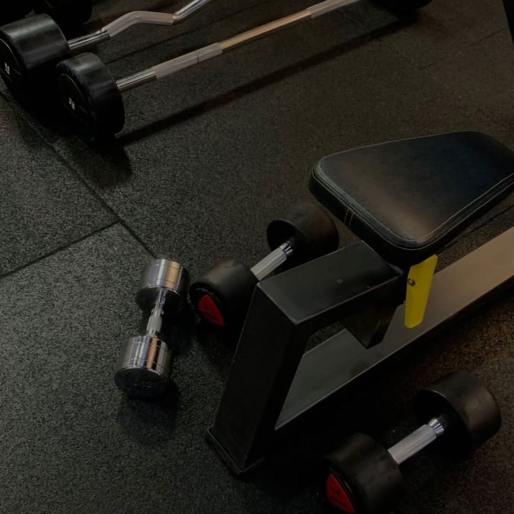 باشگاه بدنسازی پیک توان تبریز – نمای تجهیزات و فضای تمرین